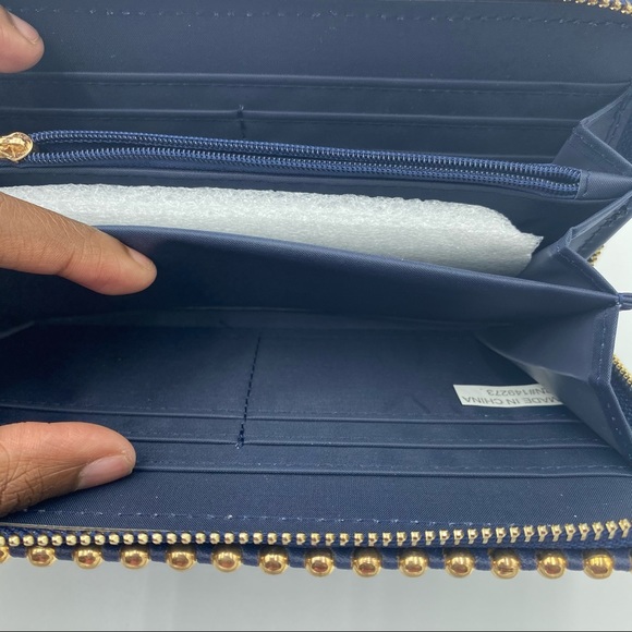 Rampage navy blue wallet with gold stubs - Picture 11 of 13